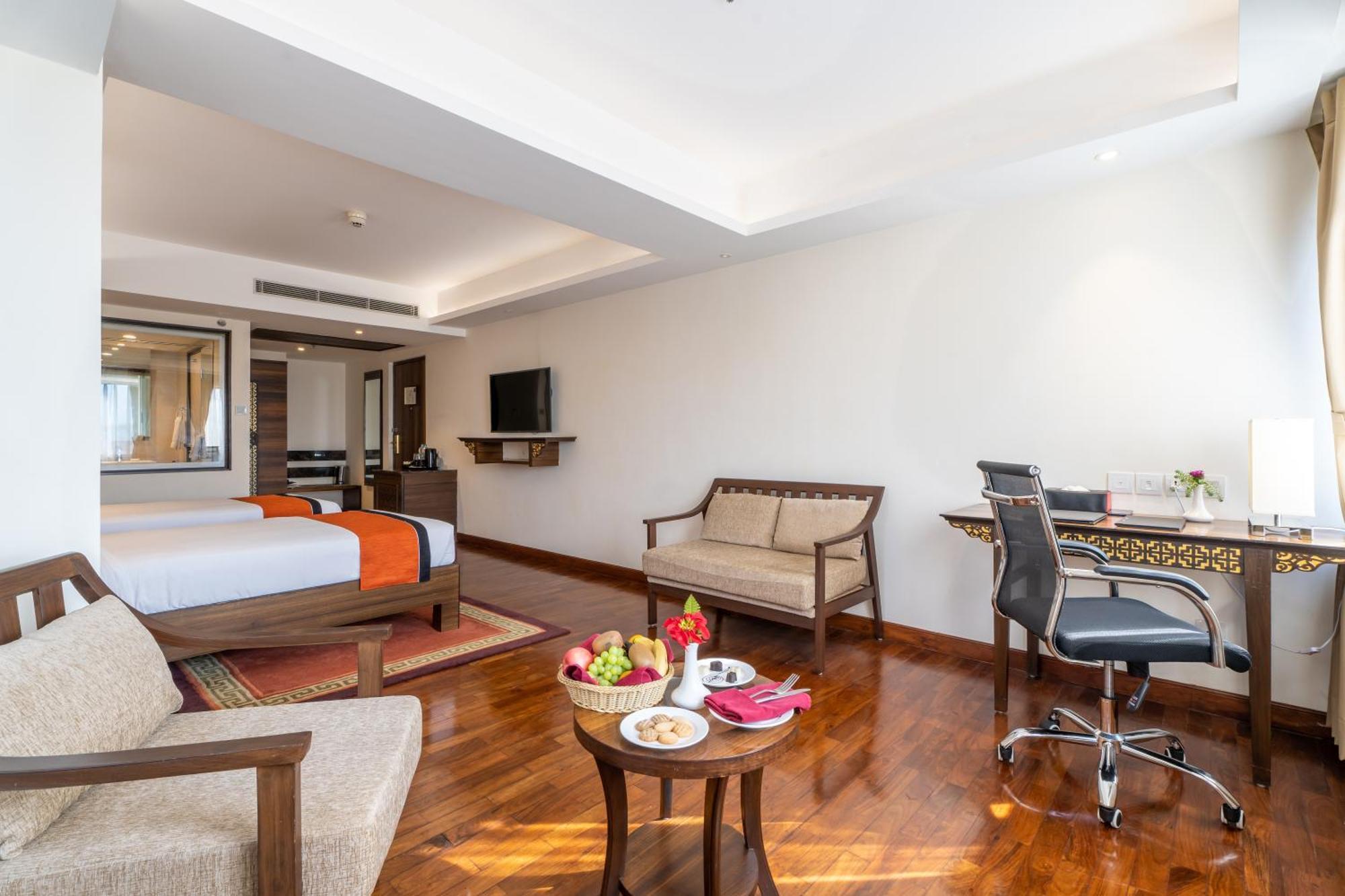 Ramada By Wyndham Kathmandu Dhumbarahi Hotel Exterior photo