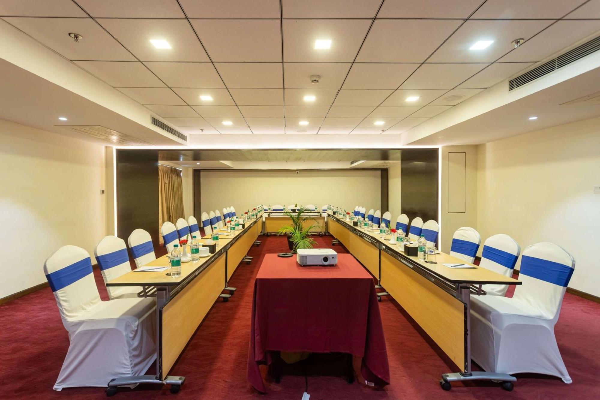 Ramada By Wyndham Kathmandu Dhumbarahi Hotel Exterior photo