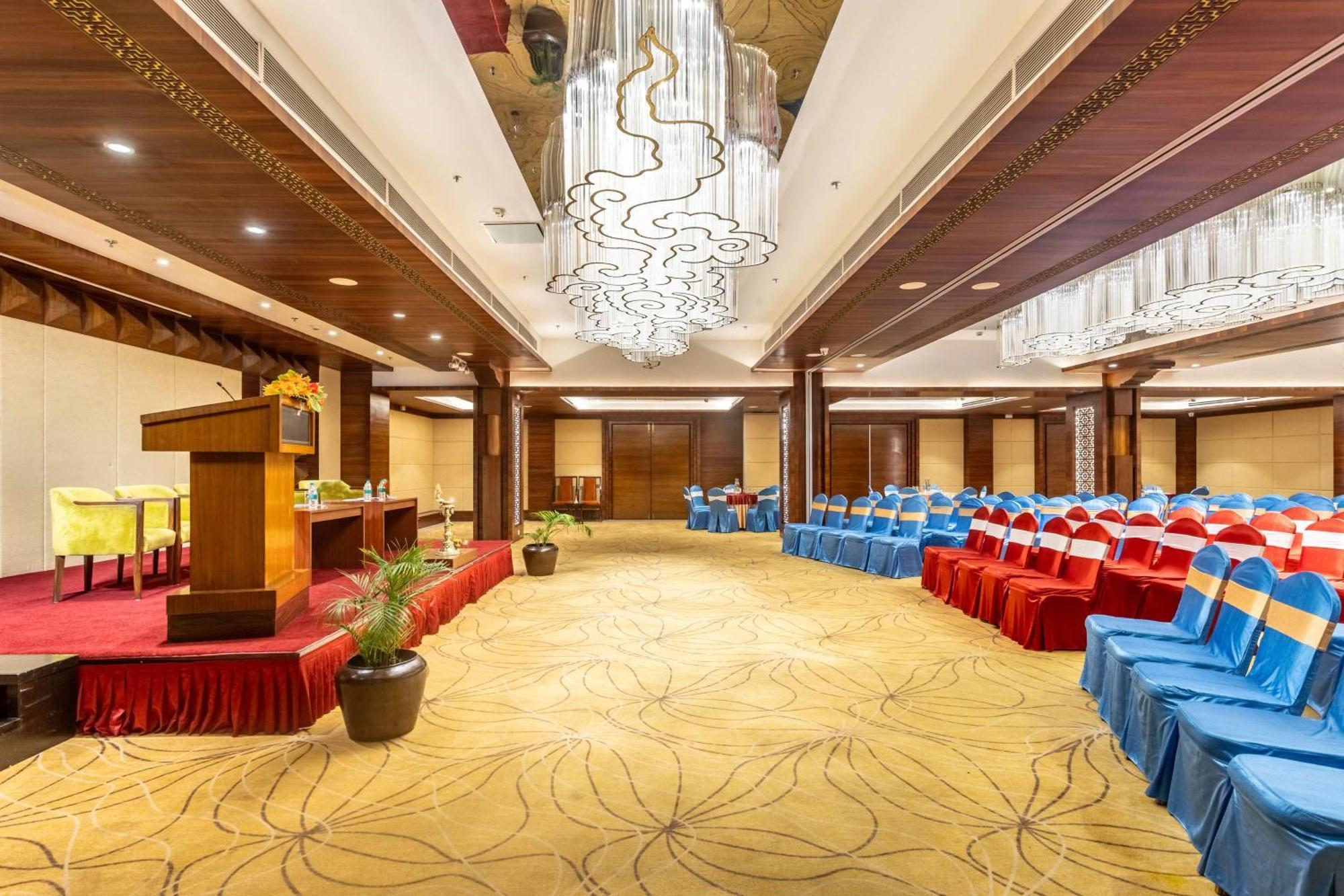 Ramada By Wyndham Kathmandu Dhumbarahi Hotel Exterior photo