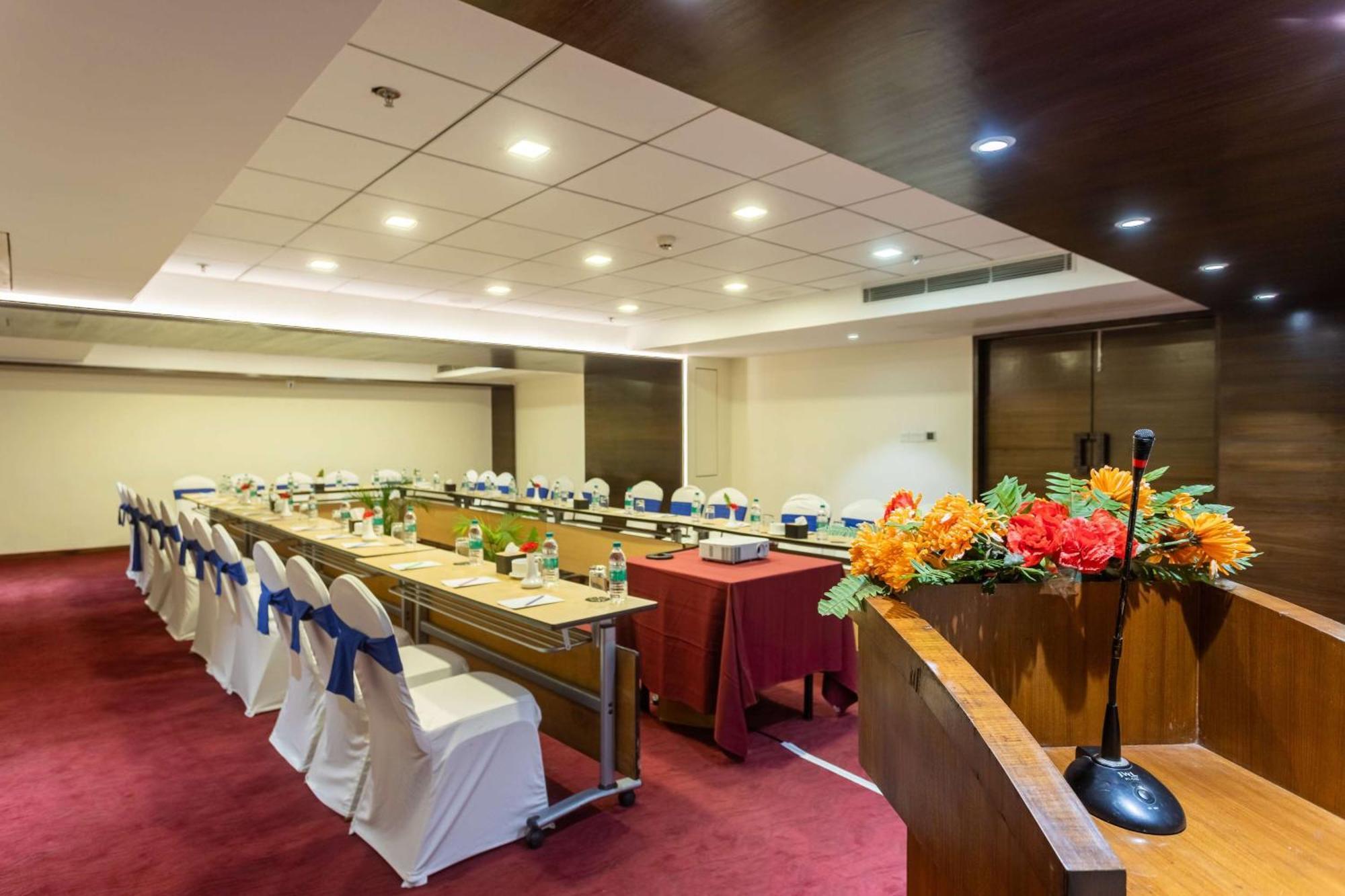 Ramada By Wyndham Kathmandu Dhumbarahi Hotel Exterior photo