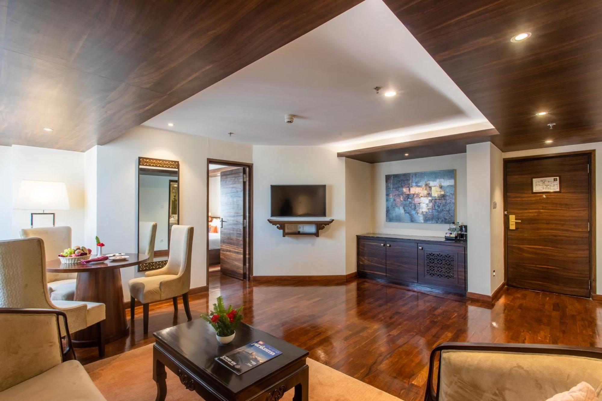 Ramada By Wyndham Kathmandu Dhumbarahi Hotel Exterior photo