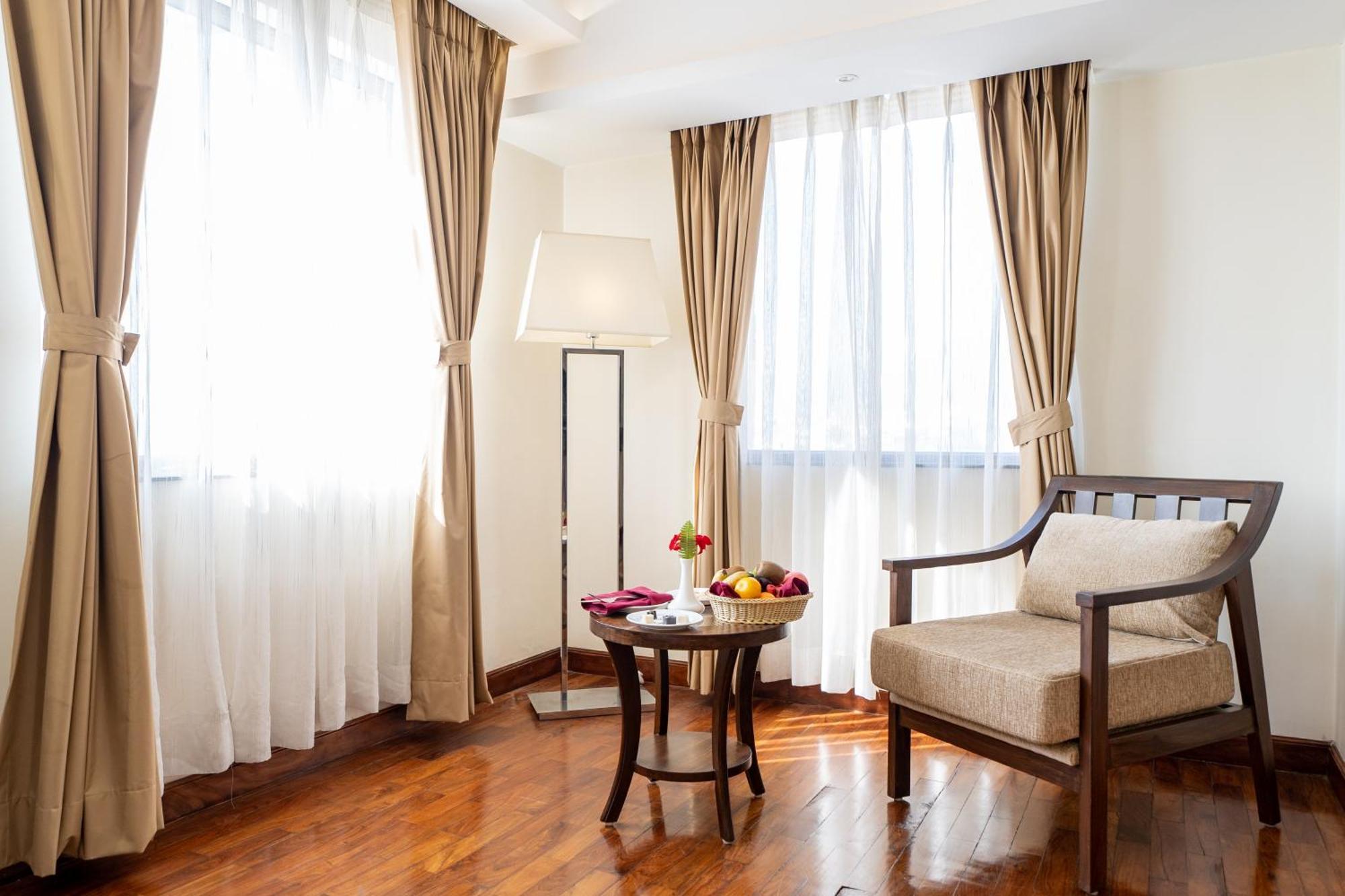 Ramada By Wyndham Kathmandu Dhumbarahi Hotel Exterior photo